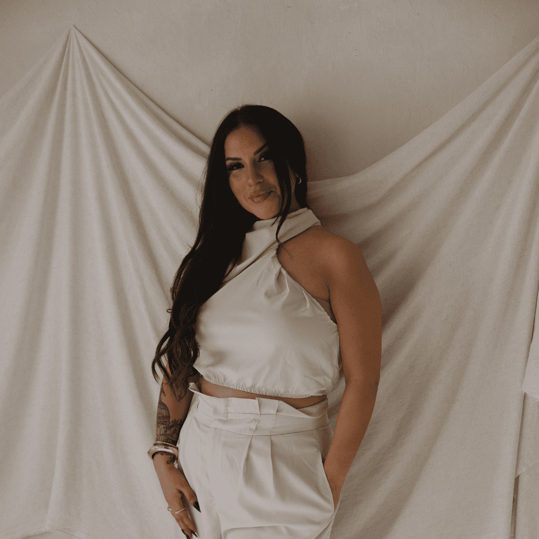 Portrait of Natalie Langer, a professional stylist at Salon BIJOU, showcasing their expertise and style.